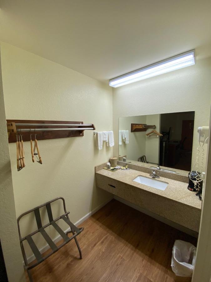 Kings Inn LaFayette Εξωτερικό φωτογραφία